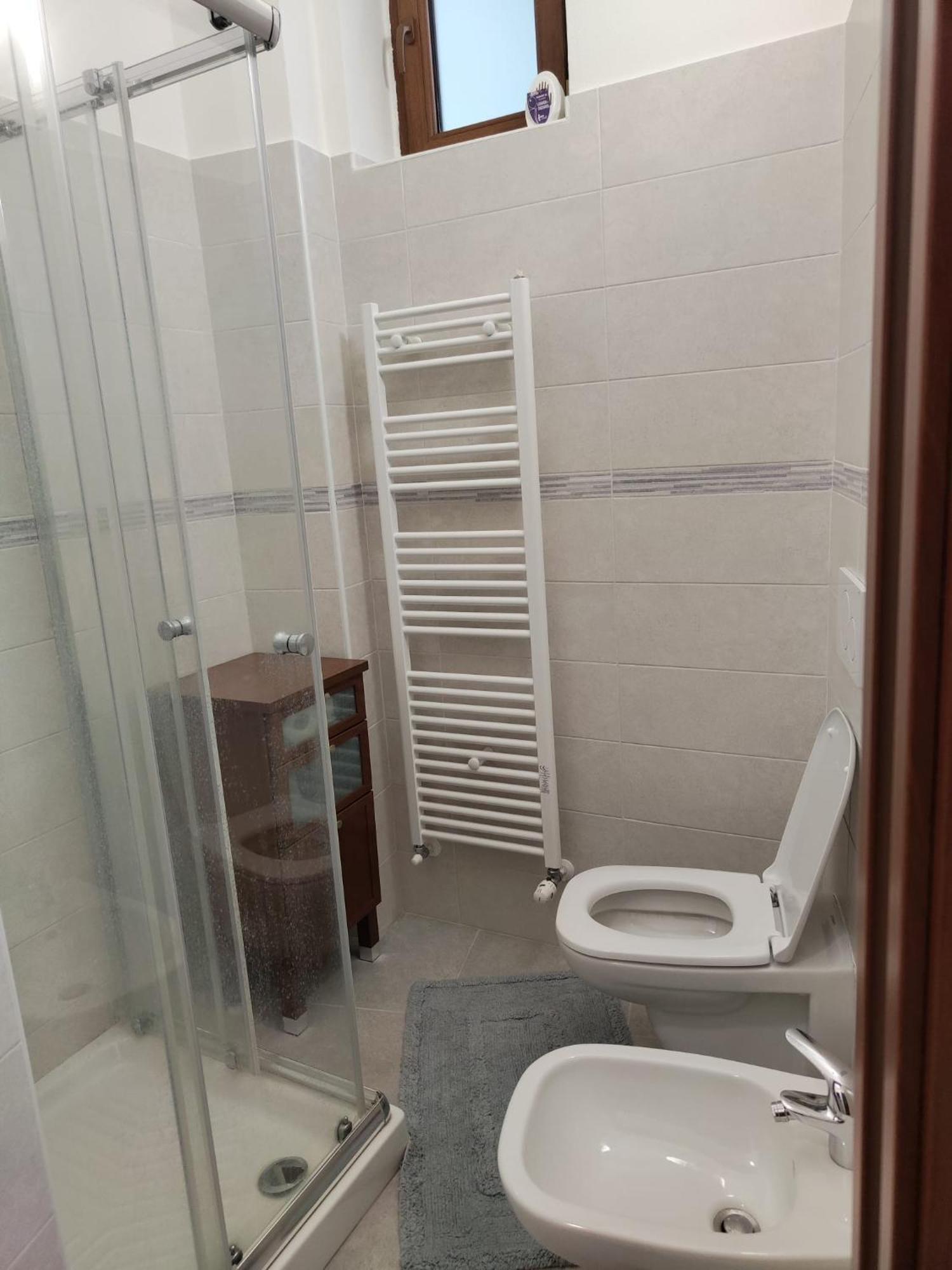 Lovely Appartment Near Como Casnate Con Bernate Екстериор снимка